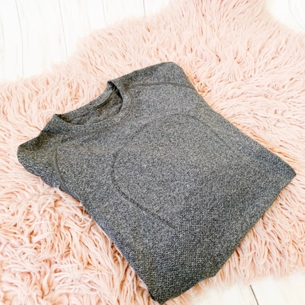 Lululemon long sleeve swiftly tech